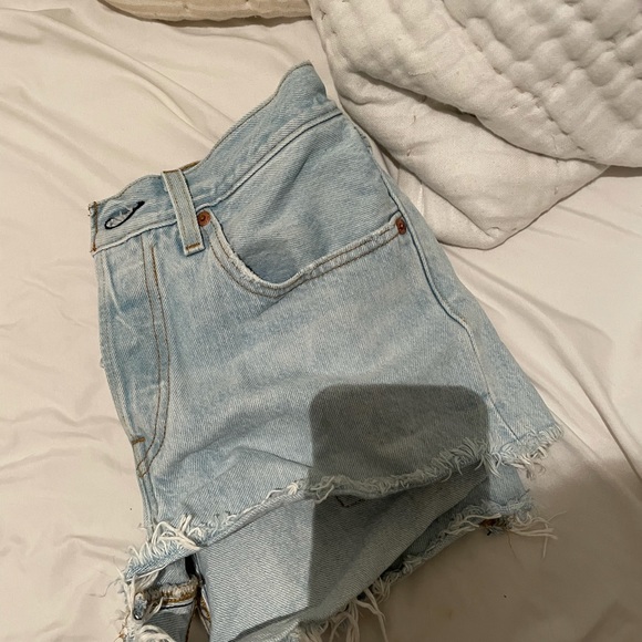 Levi Denim 501 Shorts - Picture 7 of 7
